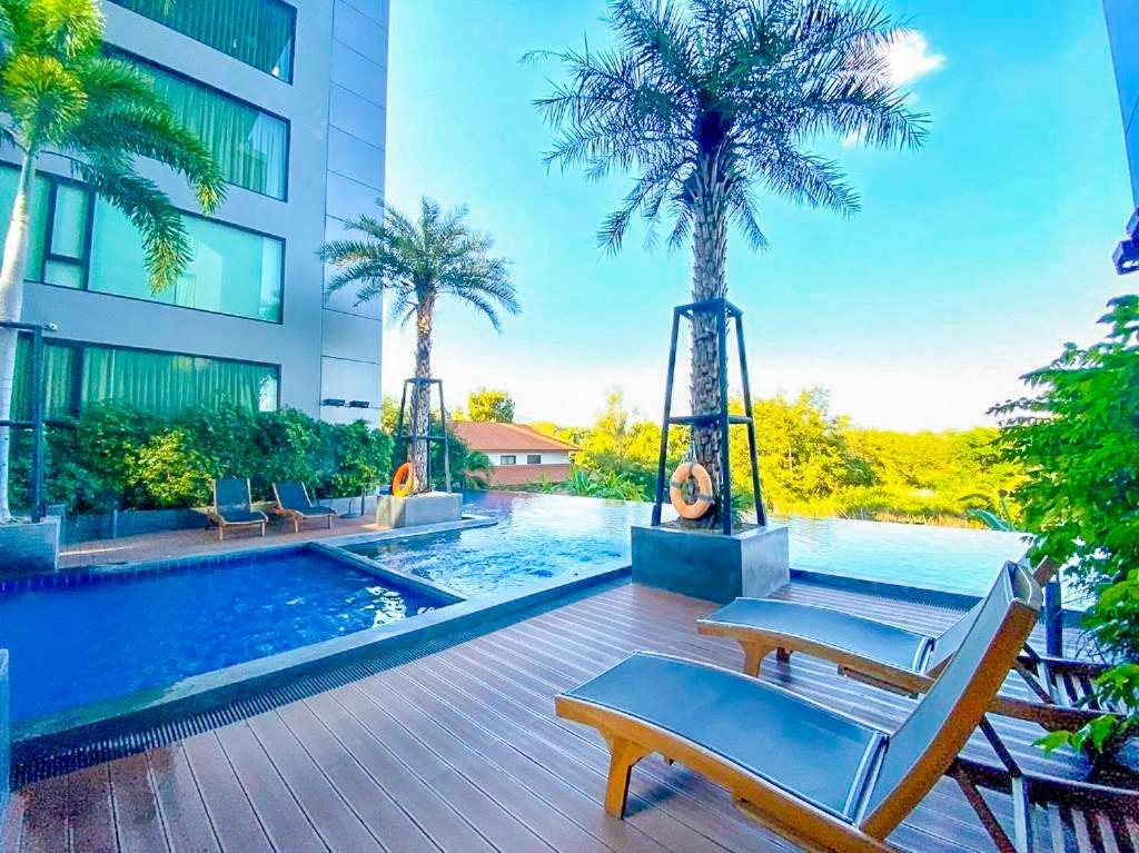 The Star Hill Condo Luxury Suites Chiang Mai Esterno foto