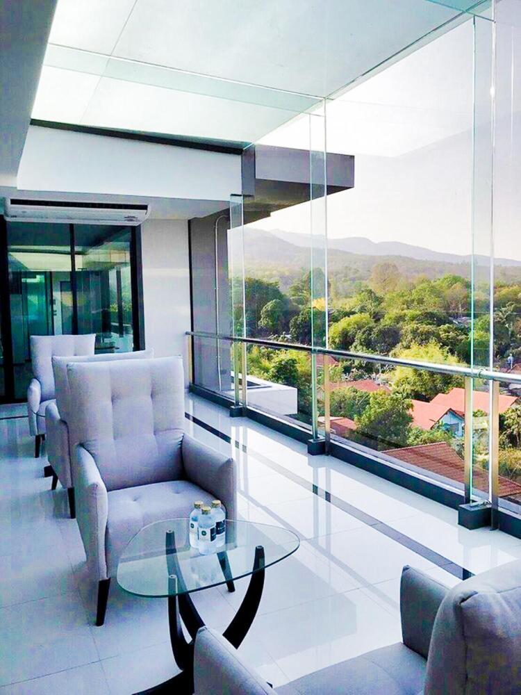 The Star Hill Condo Luxury Suites Chiang Mai Esterno foto