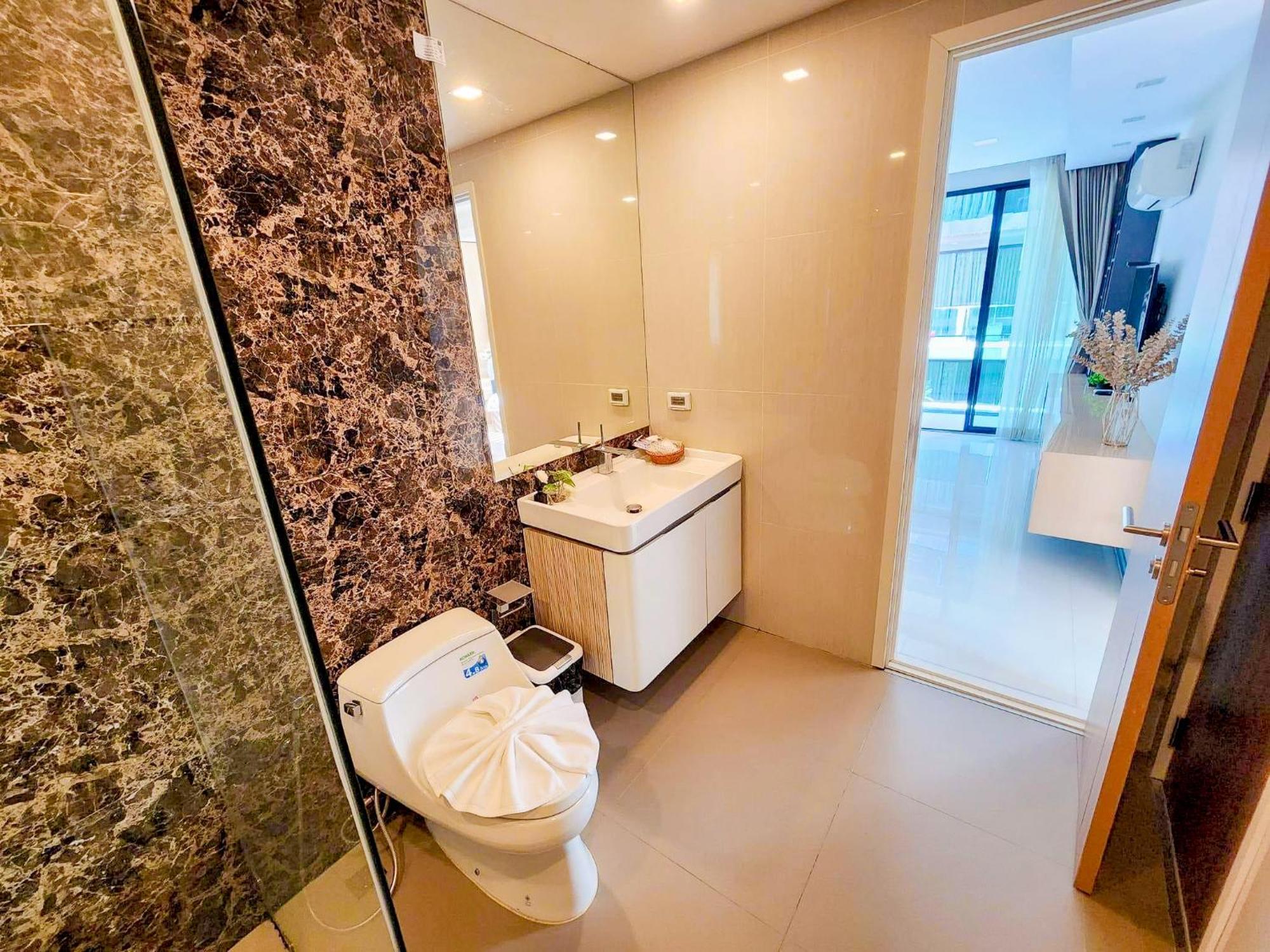 The Star Hill Condo Luxury Suites Chiang Mai Esterno foto